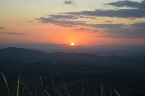 Morro Dos Muricis - Entre Capit�lio E A Canastra