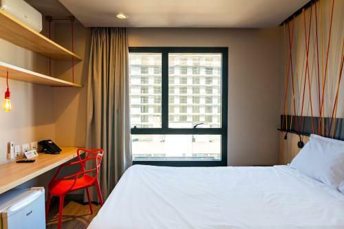 Hotel Ibis Styles Poa Moinhos