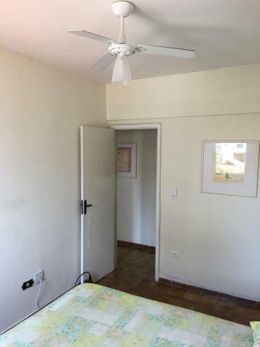 Apartamento Pr�ximo A Praia �timo Bairro E Custo Benef�cio