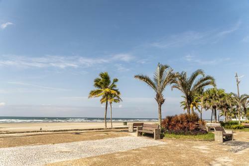 Apartamento Apto Aconchegante Com Varanda Na Praia Grande
