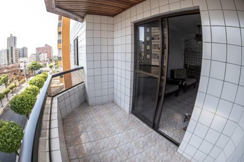 Apartamento Apto Aconchegante Com Varanda Na Praia Grande