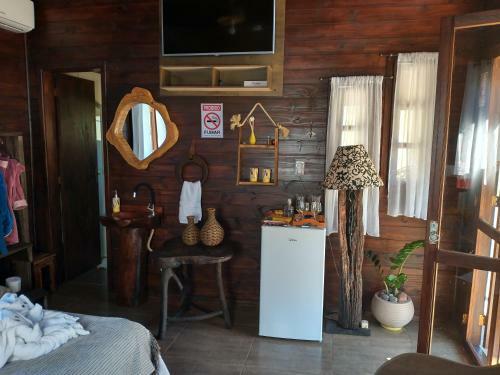 Pousada Figueira Do Rio Do Boi Chal� Ambar