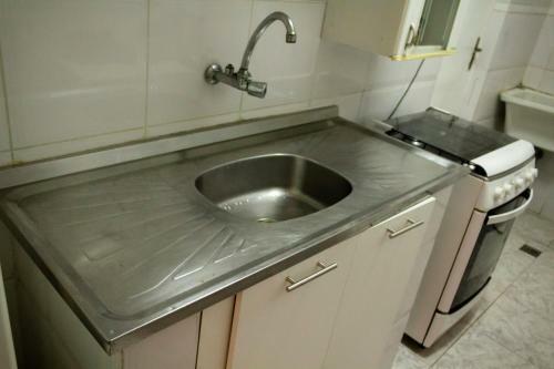 Apartamento Quarto E Sala Em Ipanema Perto Da Praia