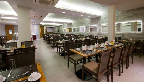 Hotel Atl�ntico Travel Copacabana