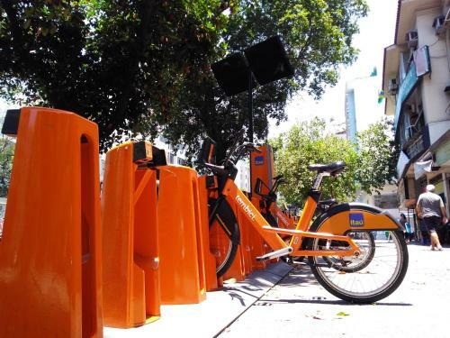 Apartamento Copacabana 3 Quartos Com Ar Cond Garagem A 2 Qds Da Praia