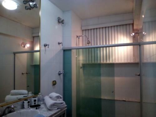 Apartamento Copacabana 3 Quartos Com Ar Cond Garagem A 2 Qds Da Praia