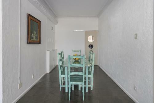 Apartamento Grande Copa Vista Mar