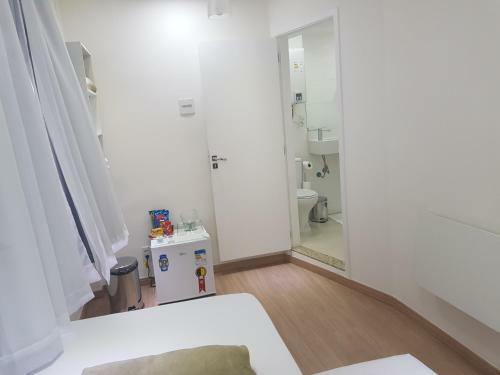 Quarto Privativo Em Condominio