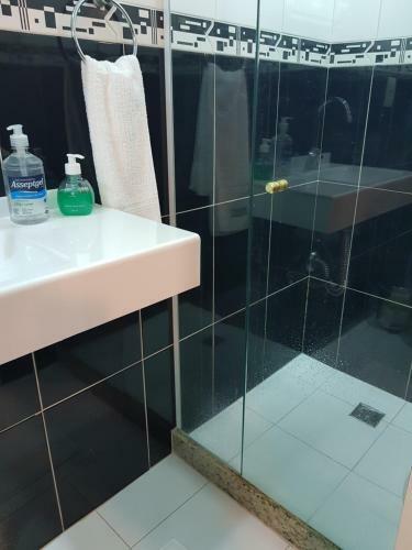 Quarto Privativo Em Condominio