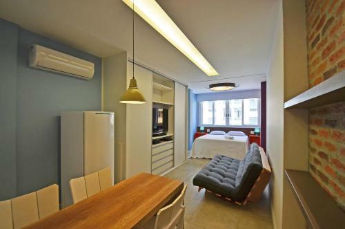 Apartamento Studio Reformado Para 4 Pessoas Na Quadra Da Praia!