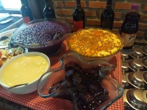 Hostal Restaurante E Pousada S�tio Nona Lurdes