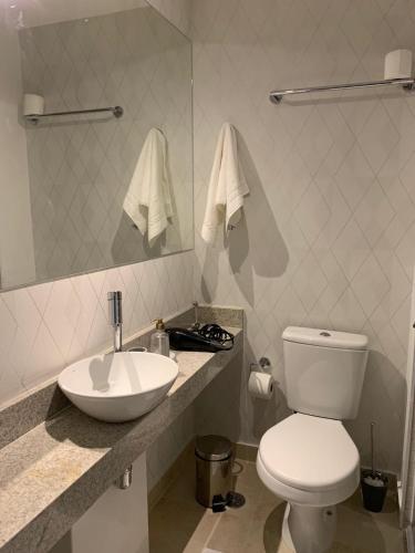 Apartamento Ap Prox Shopping Frei Caneca Cod811