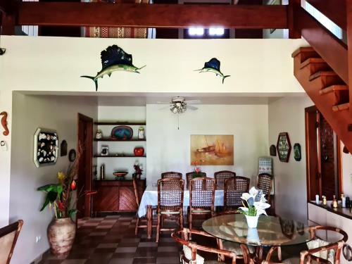 Casa Perto Da Areia Em Guaeca Com Wifi E Churrasq