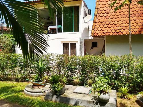 Guaec�, Casa Com Wi-fi E Lazer A 60 Metros Da Praia