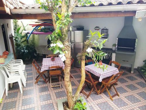 Guaec�, Casa Com Wi-fi E Lazer A 60 Metros Da Praia