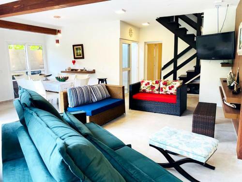 Casa Linda Com Piscina E Wi-fi, Pertinho Da Praia