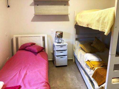 Casa Linda Com Piscina E Wi-fi, Pertinho Da Praia