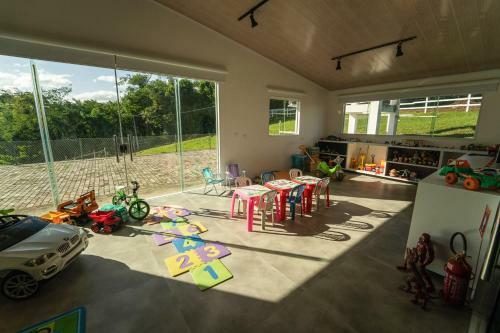 Hostal Vit�ria Da Serra Pousada