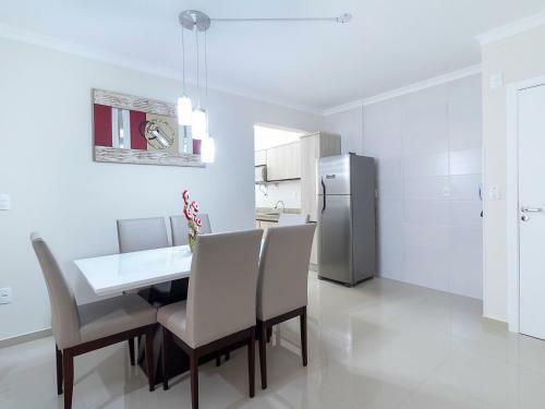 Apartamento 02 Dormit�rios Para 6 Pessoas Em Bombas