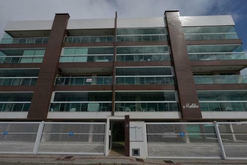 Apartamento L002 - Edif�cio Malibu 202