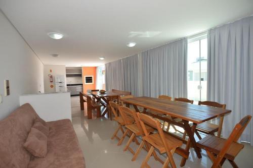 Apartamento L098 - Residencial Athenas 204