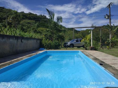 Casa de Campo Com Piscina Na Praia Em Mariscal-sc - Um Ref�gio