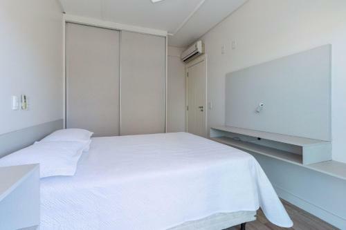 Aluguel Apartamento 3 Quartos Vista Mar Bombas Sc