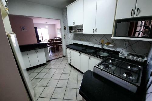 Apartamento Cod 203 Edif�cio Larissa Bombas