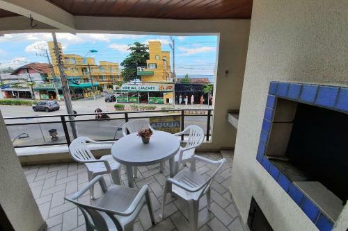 Apartamento Cod 203 Edif�cio Larissa Bombas
