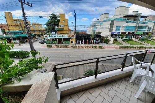 Apartamento Cod 203 Edif�cio Larissa Bombas
