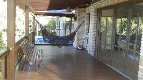 Casa No Morro 650m Do Mar Com Piscina Aquecimento Solar