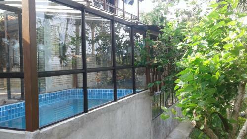 Casa No Morro 650m Do Mar Com Piscina Aquecimento Solar