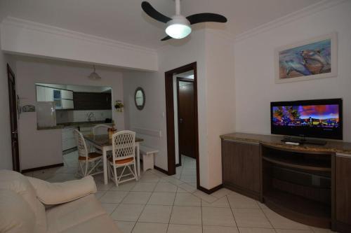Apartamento L083 - Residencial Flor Da Manh� 304