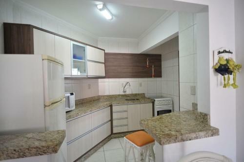 Apartamento L083 - Residencial Flor Da Manh� 304