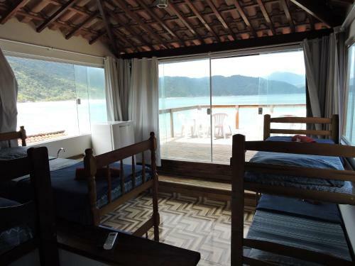 Hostal Pousada Guaru�a