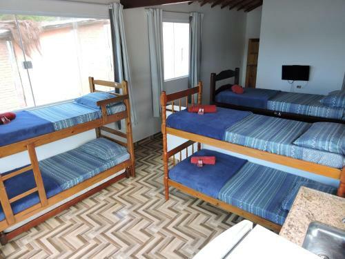 Hostal Pousada Guaru�a