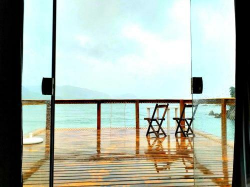 Hostal Pousada Guaru�a