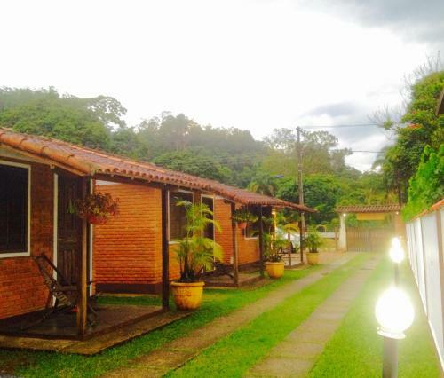 Lodge Vilarejo Penedo Chal�s