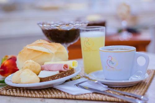 Hotel Pousada Fam�lia de Nazar�