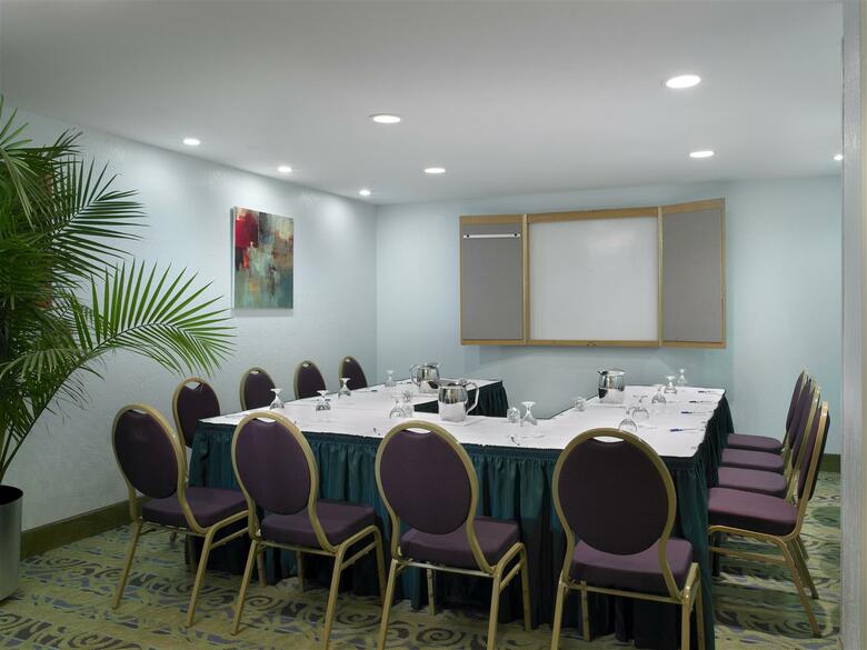 Hotel Best Western Atlantic Beach Resort