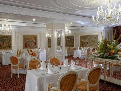The State Hermitage Museum Official Hotel