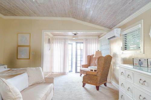 Hotel Romora Bay Resort & Marina