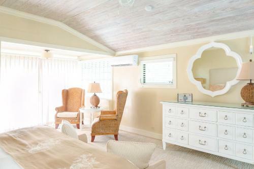 Hotel Romora Bay Resort & Marina