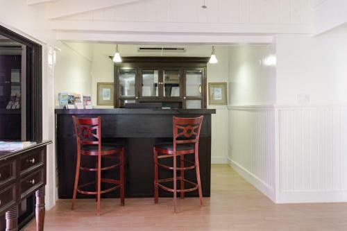 Hotel Romora Bay Resort & Marina
