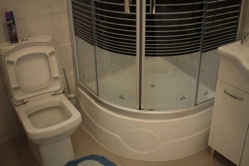 Triple Palms Bed And Breakfast