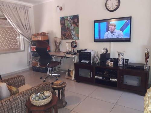 Hostal A New Earth Guest Lodge