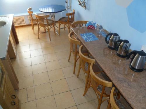 Hostel 85