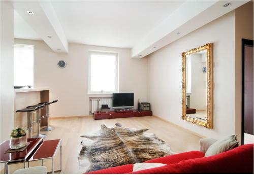 Apartment On Nezavisimosti 56