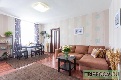 Apartment On Nezavisimosti 56