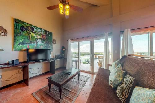 Apartamento Suite H301 @ Mara Laguna